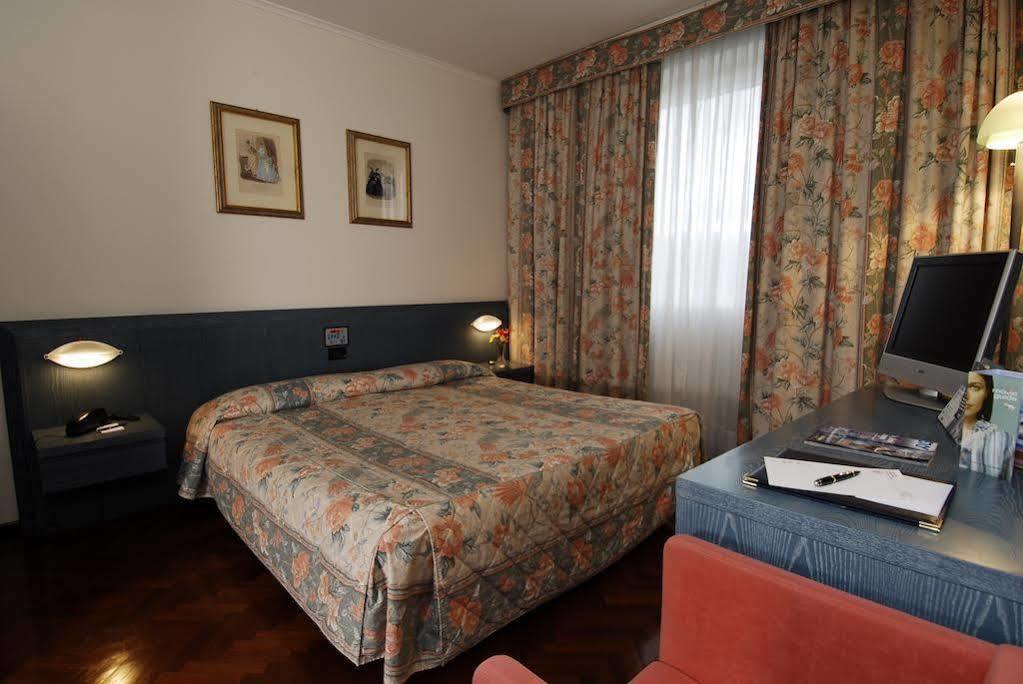 Park Hotel Ripaverde Borgo San Lorenzo Exterior foto