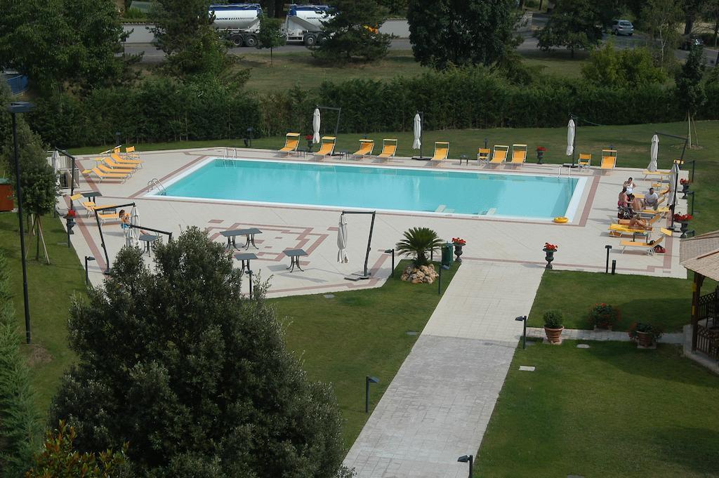 Park Hotel Ripaverde Borgo San Lorenzo Exterior foto